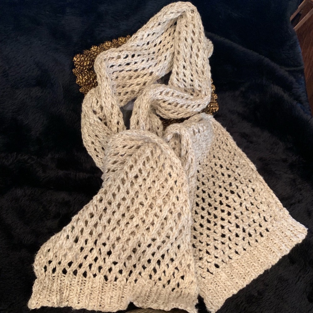 Irish cotton and linen scarf - like new